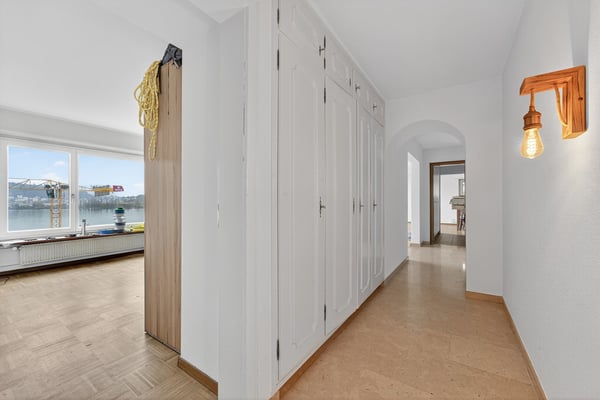 Charmante 1-Zimmerwohnung mit Charakter Wohnen an bester Lage mit traumhafter Seesicht 7