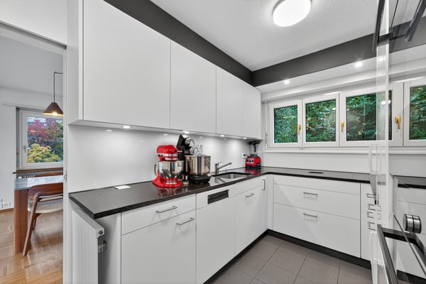 Charmante 1-Zimmerwohnung mit Charakter Wohnen an bester Lage mit traumhafter Seesicht 10