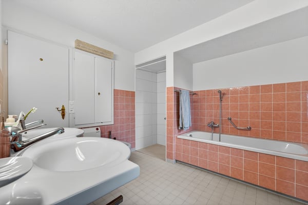 Charmante 1-Zimmerwohnung mit Charakter Wohnen an bester Lage mit traumhafter Seesicht 13