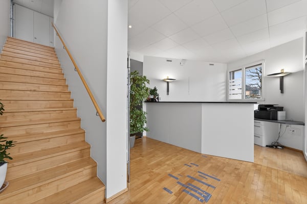 Bürohaus / Praxis / Atelier / Wohnhaus in Hergiswil 7