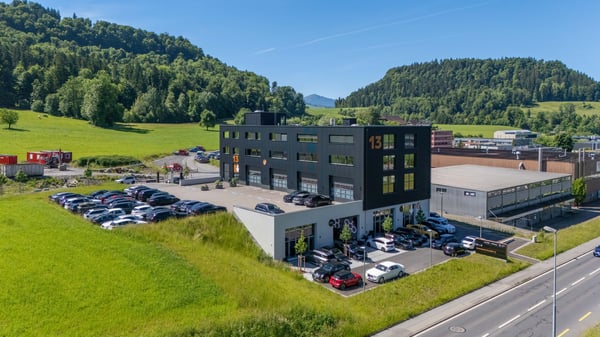 Moderne Büro- und Showroomfläche im KURO 89 m² mit Charakter 2