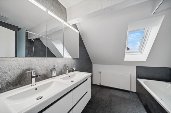 Exklusive 5-Zimmer-Maisonettewohnung mit Dachterrasse im Herzen von Luzern 8