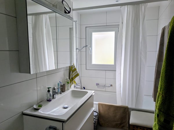 Schöne 2.5 Zimmerwohnung 11