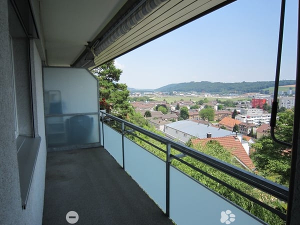 3.5-Zimmer-Attikawohnung mit Panoramablick in Biel 4