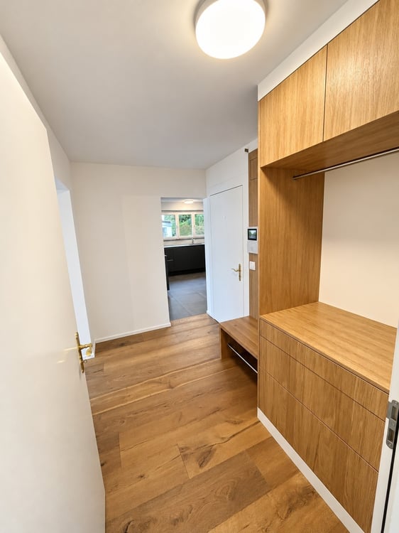 Wohnen mit Weitblick sanierte 5-Zimmer-Wohnung mit unverbaubarer Seesicht 10