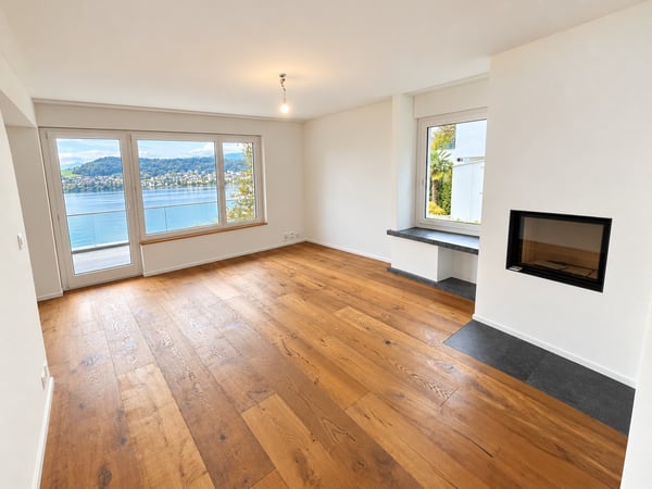 Wohnen mit Weitblick  sanierte 5-Zimmer-Wohnung mit unverbaubarer 180-Seesicht