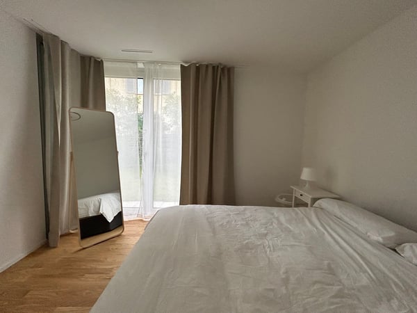 Moderne 1.5 Zimmer-Erdgeschosswohnung mit 60m2 Gartenfläche 4