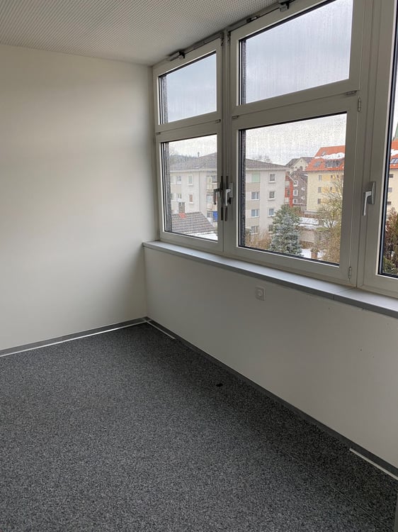 Büroräumlichkeiten an zentraler Verkehrslage zu vermieten 4