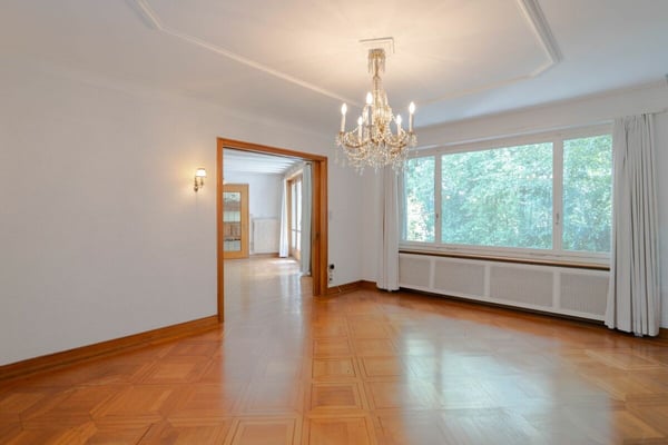 Historische Landhausvilla in ruhiger Lage 10