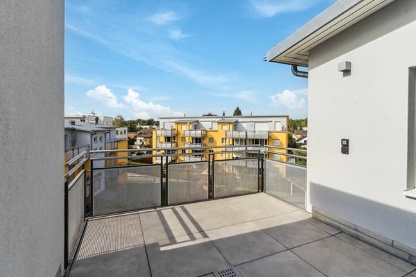 Luxuriöse Attikawohnung mit 1 Terrassen, Cheminée & Weitsicht 8