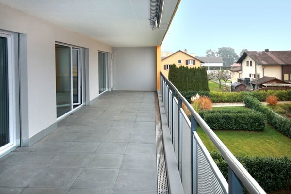 Moderne, helle Wohnung - grosse Terrasse mit Abendsonne! 5