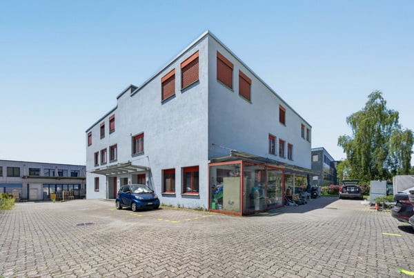 Attraktive Büro- und Lagerfläche 13