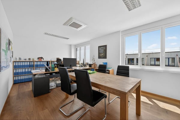 Attraktive Büro- und Lagerfläche 6
