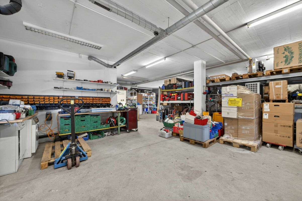 Attraktive Büro- und Lagerfläche