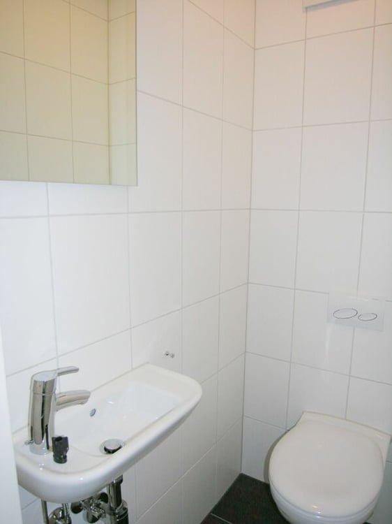 Grosszügige 4-Zimmer-Wohnung an zentraler Lage 8