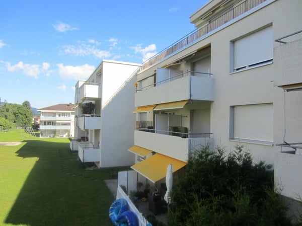 Grosszügige 4-Zimmer-Wohnung an zentraler Lage 9