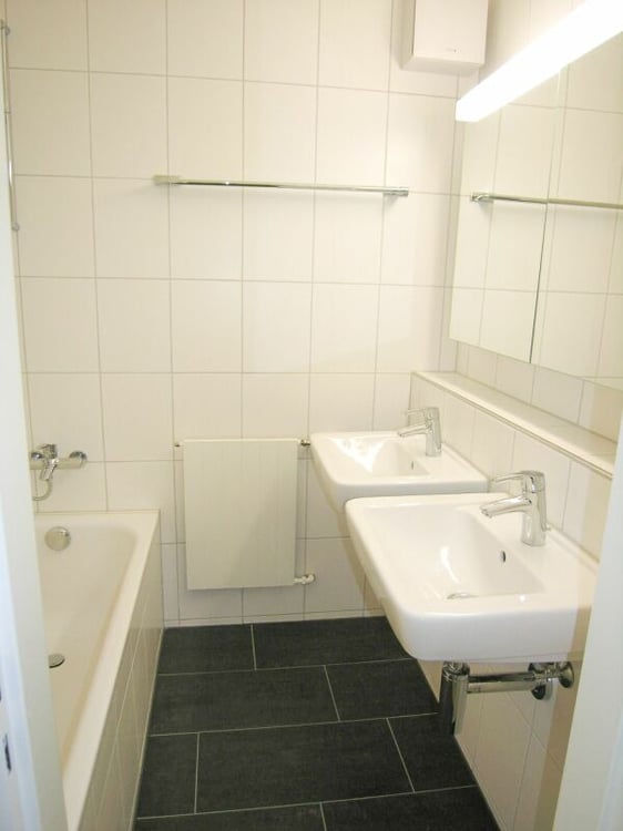 Grosszügige 4-Zimmer-Wohnung an zentraler Lage 7