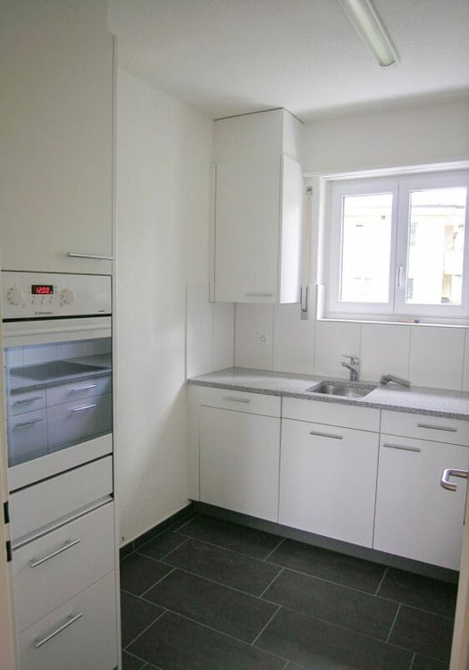 Grosszügige 4-Zimmer-Wohnung an zentraler Lage 5