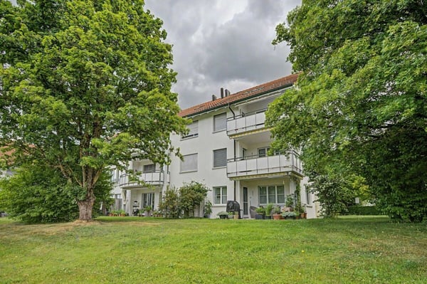 2.5-Zimmer-Wohnung in grüner Umgebung 12