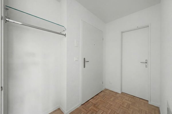 2.5-Zimmer-Wohnung in grüner Umgebung 8