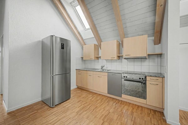 Gemütliche 2.5-Zimmer-Wohnung in grüner Umgebung 2