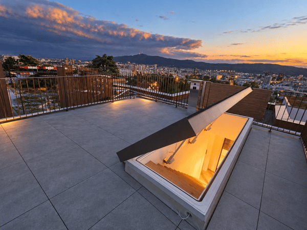 Erstbezug - Wohnen über den Dächern von Höngg  zentral mit eigener Dachterrasse und Weitblick