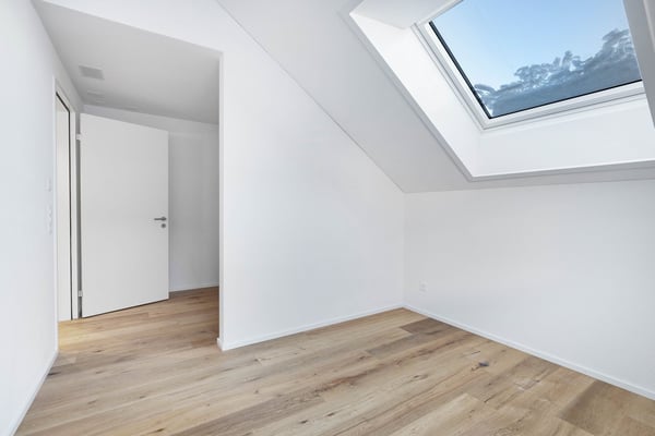 Moderne 2.5-Zimmer-Dachwohnung in Eschikofen – Neubau mit Minergie-Standard 4
