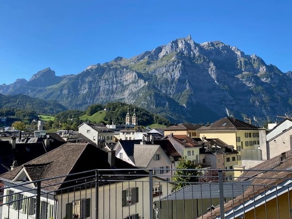 5,5 Zimmer-Attika Wohnung im Zentrum von Glarus mit grosszügiger Terrasse 9