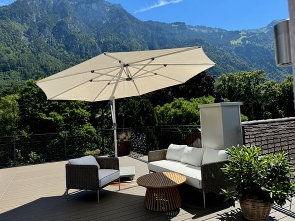 5,5 Zimmer-Attika Wohnung im Zentrum von Glarus mit grosszügiger Terrasse 3