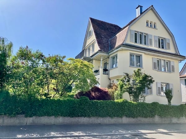 Altbau 5.5-Zimmer-Maisonette-Wohnung mit Weitsicht in Arbon 4