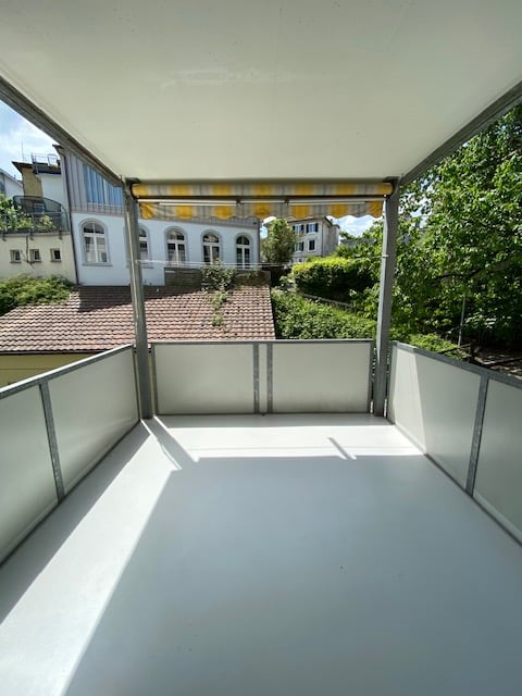 Luxeriöse sanierte 5,5 Zimmer Altbau Wohnung mit Balkon im Zentrum von Herisau 9