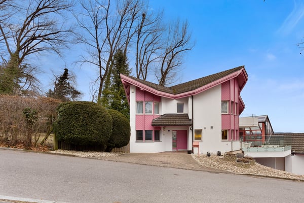 Wo Exklusivität auf Wohnqualität trifft: 1.5-Zi-Haus an bester Lage 2