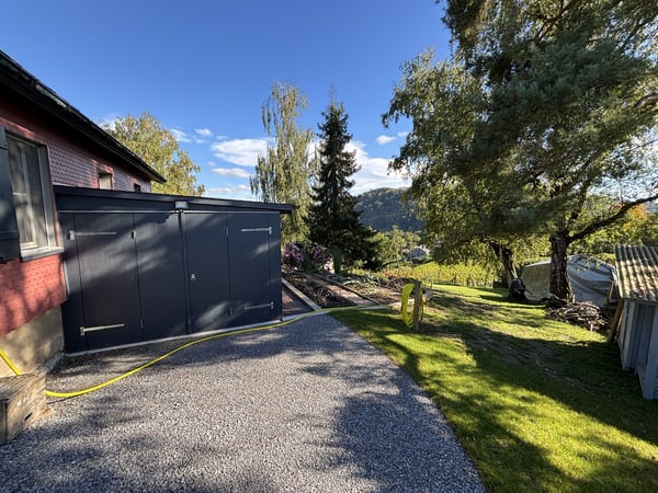 Charmantes 1.5-Zimmer-EFH mit viel Umschwung und Rheinblick 10