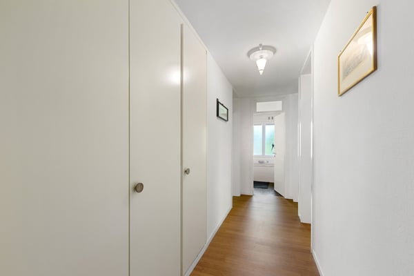 Wohnen am Waldrand: Grosse 5.5-Zimmer-Attikawohnung mit Weitblick 11