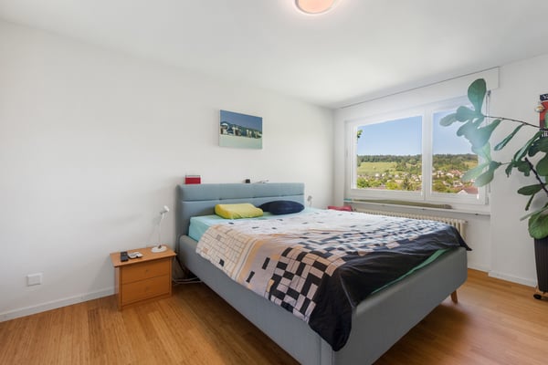 Wohnen am Waldrand: Grosse 5.5-Zimmer-Attikawohnung mit Weitblick 7