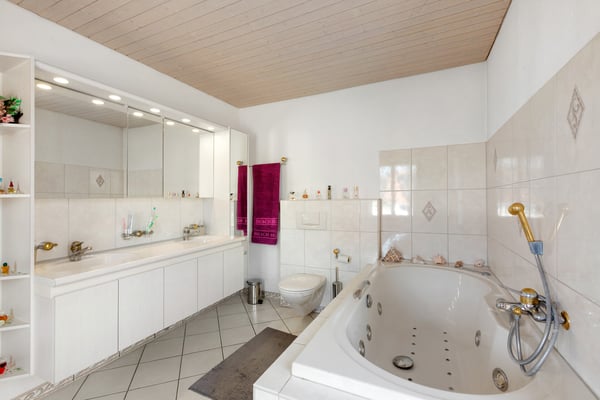 Ein Haus mit Geschichte: Grosszügiges 6.5-EFH mit schönem Wintergarten 13