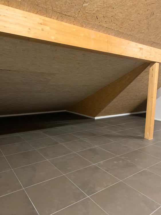 Zentrales Büro mit Nasszelle 3