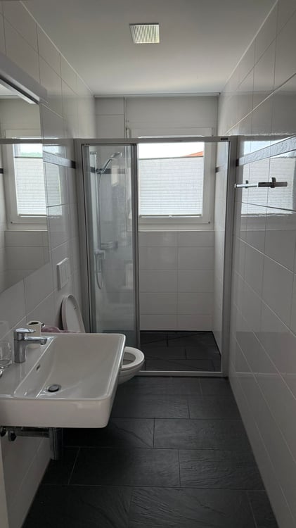Luxuriöse 3 1/2 Minergie Maisonette Dach-Wohnung mit atemberaubende Aussicht und Balkon 9