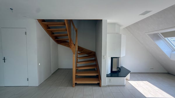 Luxuriöse 3 1/2 Minergie Maisonette Dach-Wohnung mit atemberaubende Aussicht und Balkon 10
