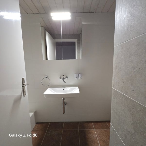 Gemütliche 2-Zimmer-Wohnung in ruhiger Lage in Langwies 15