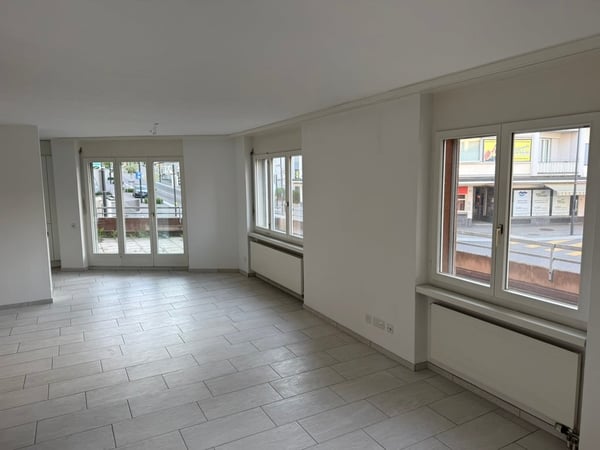 6.5 Zimmer Wohnung in Uzwil Zentrum mit Terrasse, Lift und 2 Bädern 4