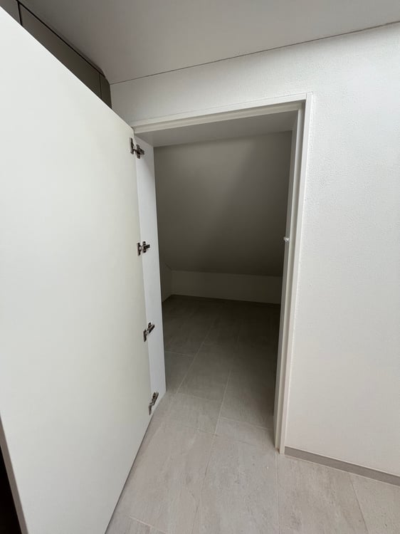 Dachwohnung mit Weitsicht an bester Sonnenlage im Zürcher Weinland 11