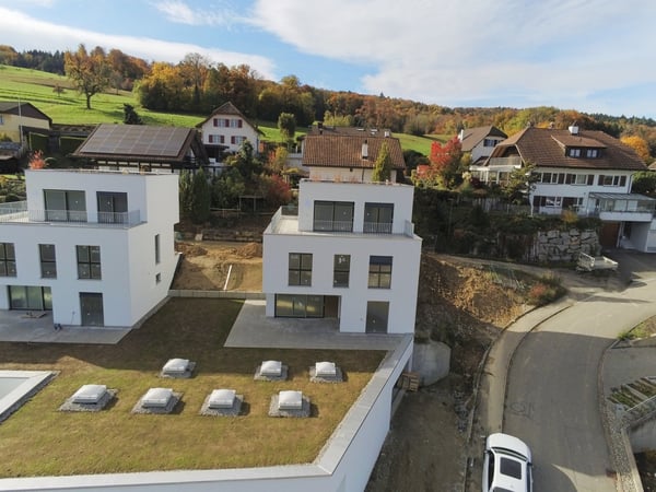 Schlüsselfertige 1.5-Zimmer Haus mit Weitblick 9