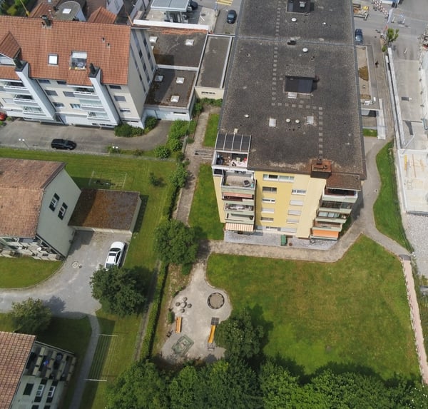 Gut erhaltene 1.5-Zimmer im Zentrum 13