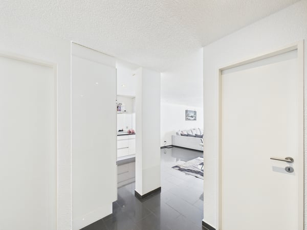 Gut erhaltene 1.5-Zimmer im Zentrum 2