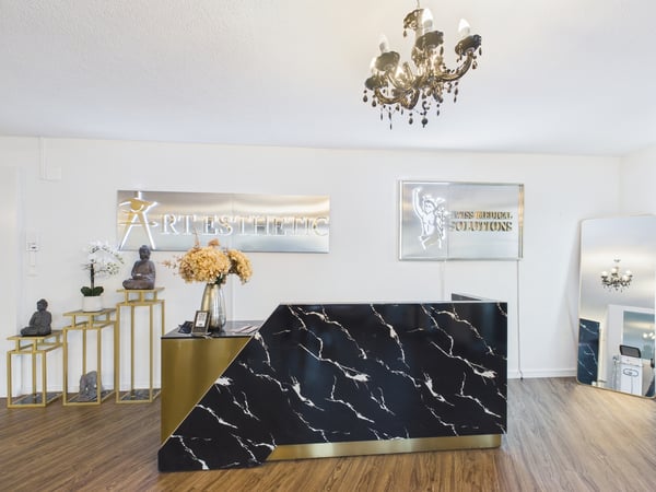 Im Herzen von Baden : Beauty-Salon & Academy, Baden (AG) 3