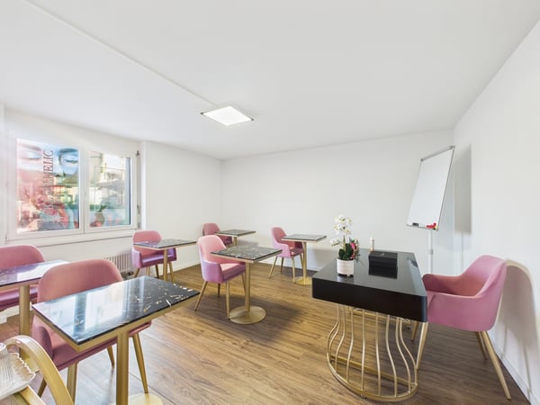 Im Herzen von Baden : Beauty-Salon & Academy, Baden (AG) 13