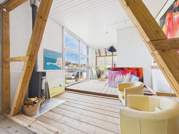 6.5-Zimmer Liebhaber Villa mit Swimmingpool in Seon 7