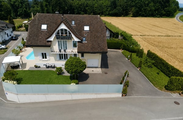 6.5-Zimmer Haus mit Swimmingpool in Seon AG