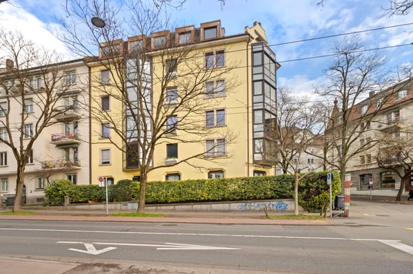 Schickes Pied-à-terre mit bester Aussicht- 1.5 Zimmer Dachwohnung 12